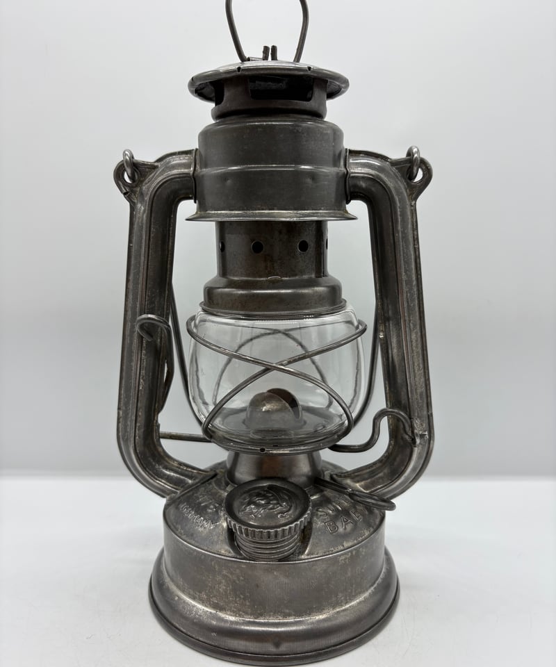 ライト・ランタン Feuerhand 175 STURMFEST 001 FEUERHAND No.175『STURMFEST』 | ヴィンテージランタン販売