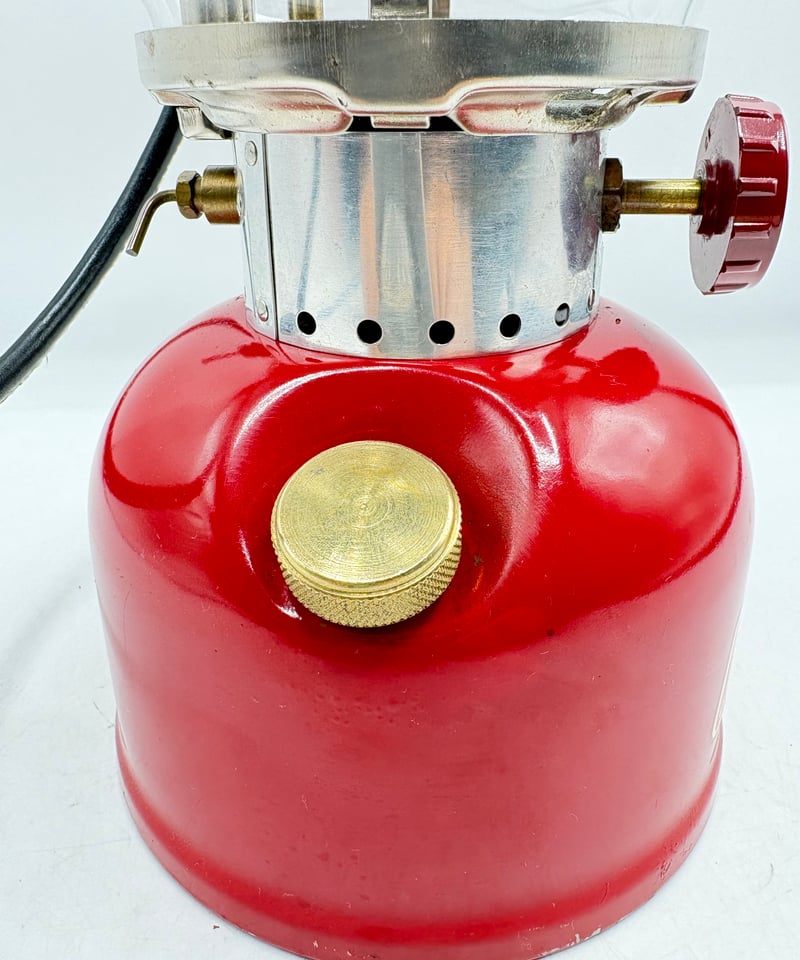 63歳の方のバースデーランタン】コールマン チェリーレッドランタン