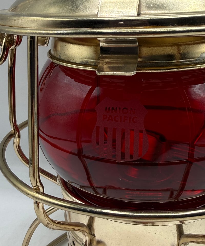 美品　ADLAKE KERO レイルロードランタン 004 『New Old Stock‼️』レイルロードランタン ADLAKE KERO ゴ