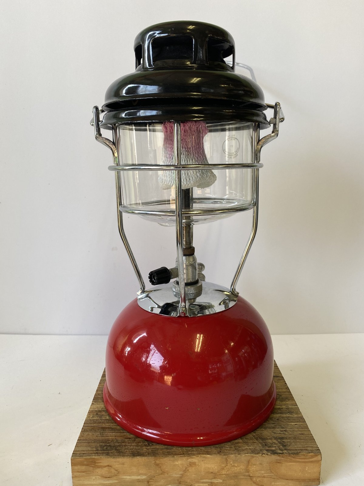 ビンテージ赤レター　未使用品　コールマン大型ランタン用　690-048 ビンテージ赤レターコールマン大型ランタン用690-048