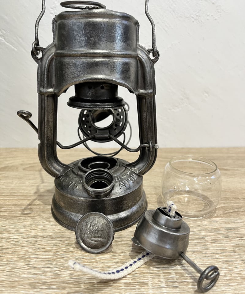 ライト・ランタン FEUERHAND 75 ATOM FEUERHAND Atom 75 Stk