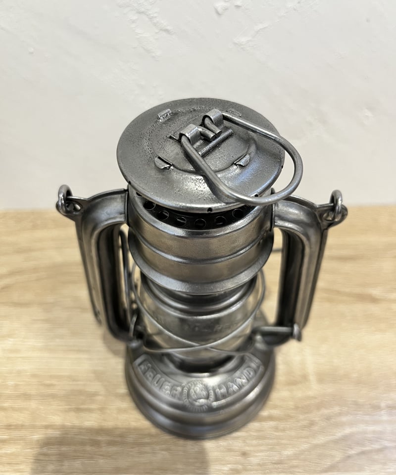 004 レアアイテム‼️FEUERHAND Nr.75 ATOM エンボスロゴ有り 004 レアアイテム‼️FEUERHAND Nr.75 ATOM エンボスロゴ有り