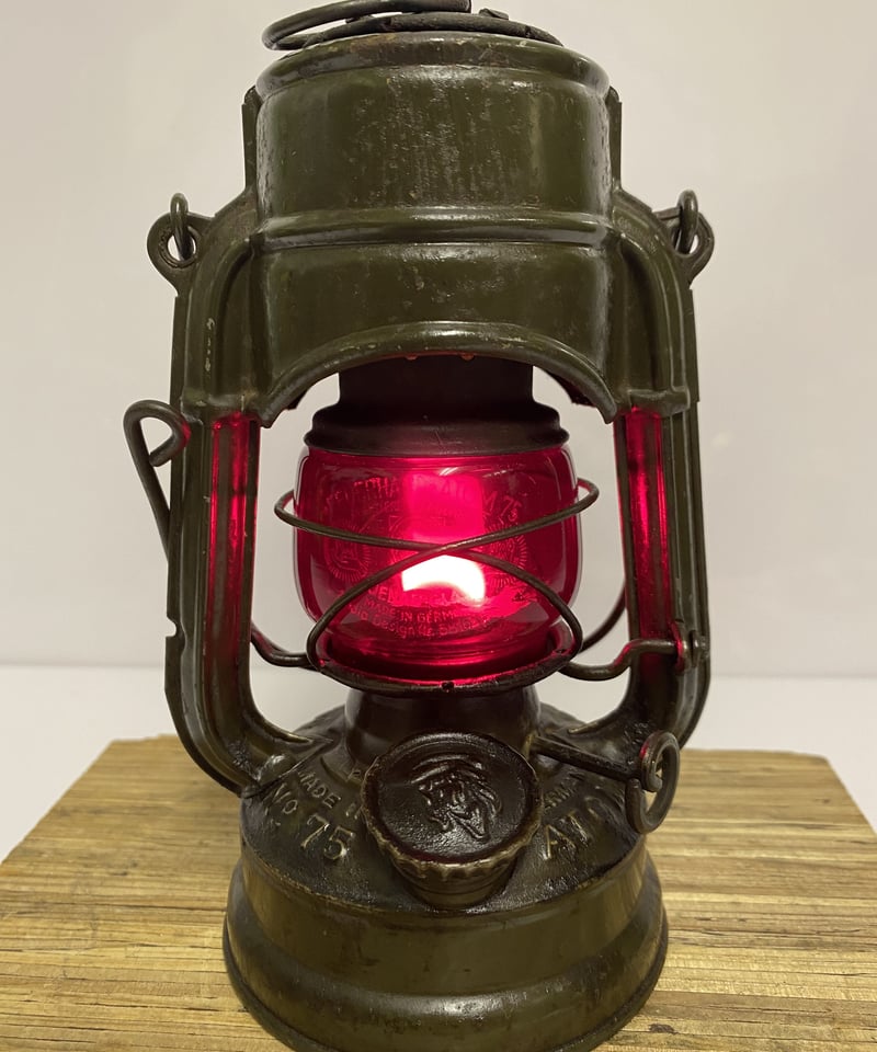 FEUERHAND 75 ATOM レッドグローブ | ヴィンテージランタン販売 FEUERHAND 75 ATOM レッドグローブ | ヴィンテージランタン販売