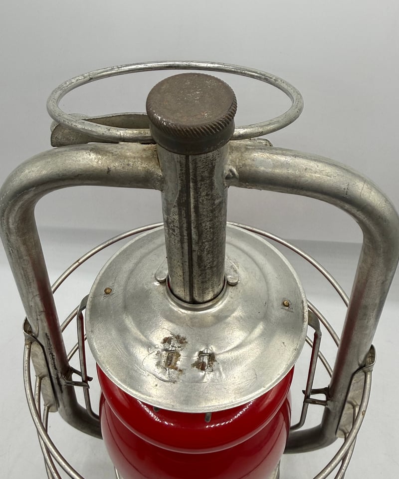 レア✴︎年代物✴︎ビンテージ✴︎ランタン レアアイテム❗️HELVETIA スイス軍用ミリタリーランタン レッド