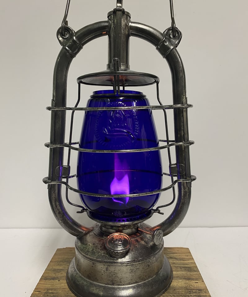 FEUERHAND 405 Feurerhand Nr. 405 - The Loveland Lantern Collection