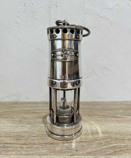 CATEGORY E Thomas & Williams | ヴィンテージランタン販売のお CATEGORY E Thomas & Williams | ヴィンテージランタン販売のお
