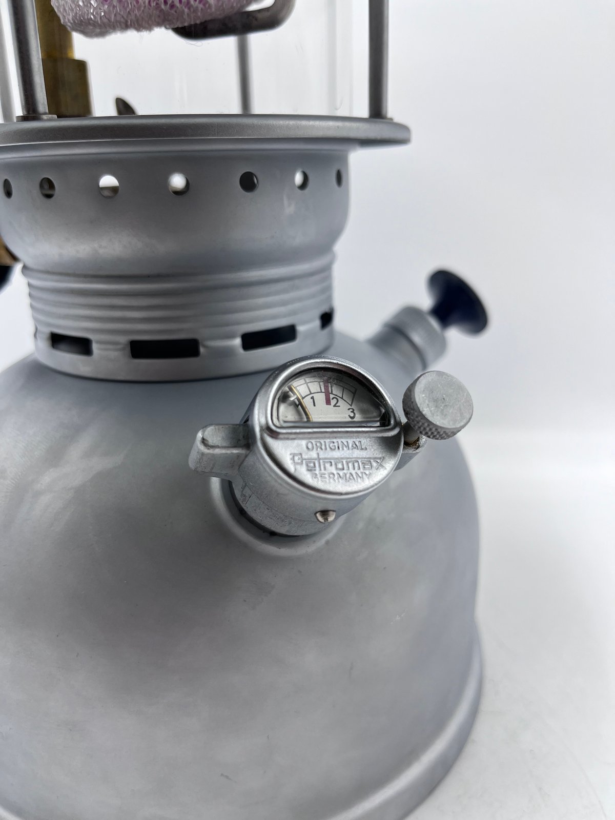 希少品・中古】ペトロマックス 灯油ランタン HK250 アーミー