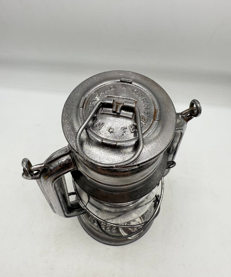 ライト・ランタン WW2 FEUERHAND 225 MEDIUM FEUERHAND Medium 225