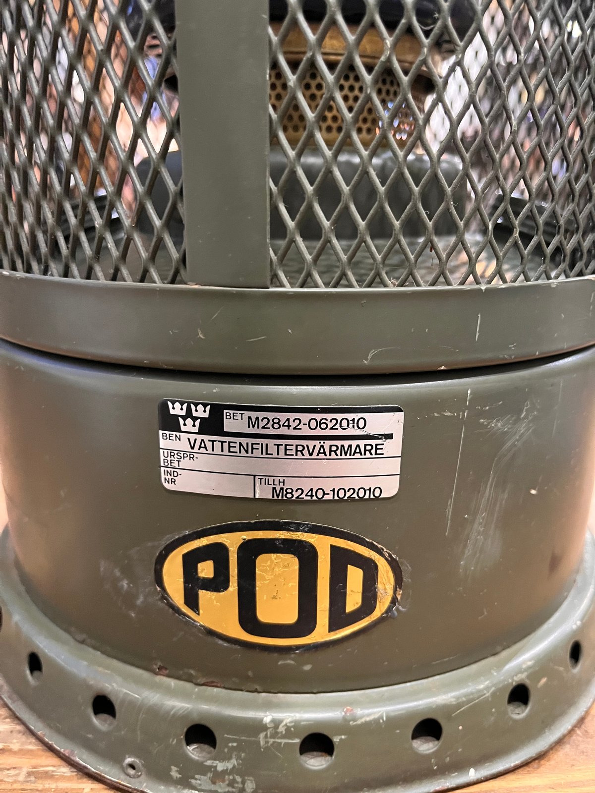 001 レアアイテム！スウェーデン軍用石油ストーブ POD 7K 