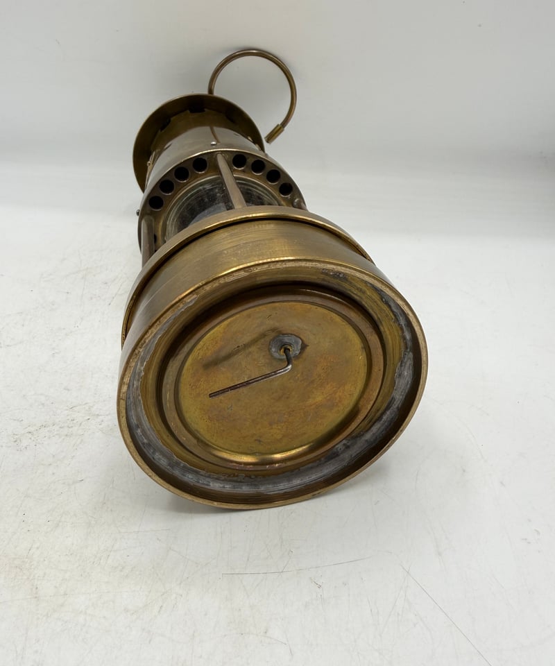 009 E. Thomas & Williams カンブリアンランタン ブラスシールド |