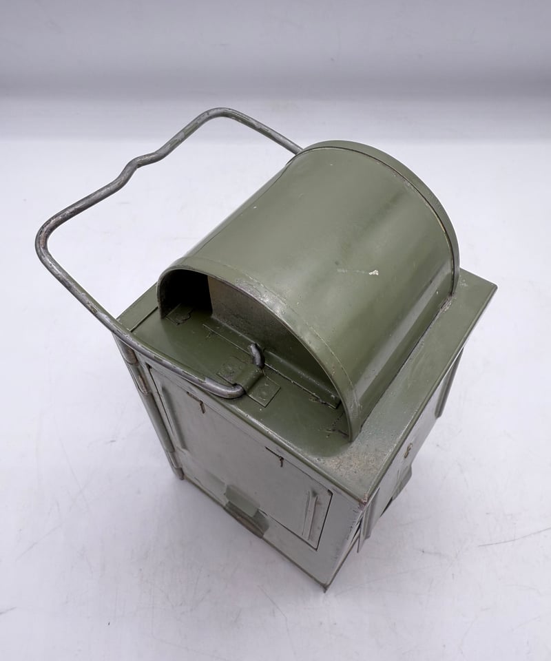 ミリタリーシグナルランタン | ヴィンテージランタン販売のお店