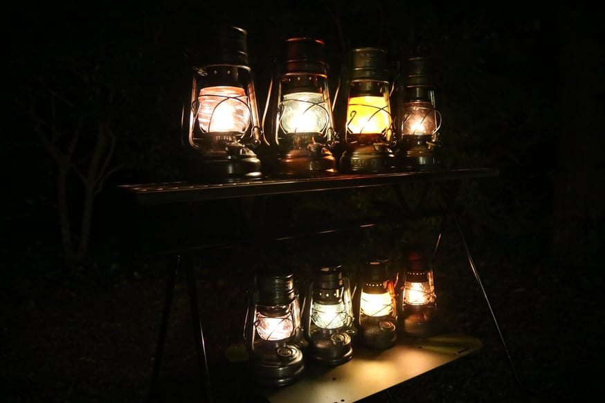 TOMOSオリジナルハリケーンランタン用ホヤガラス9日（土）より発売し