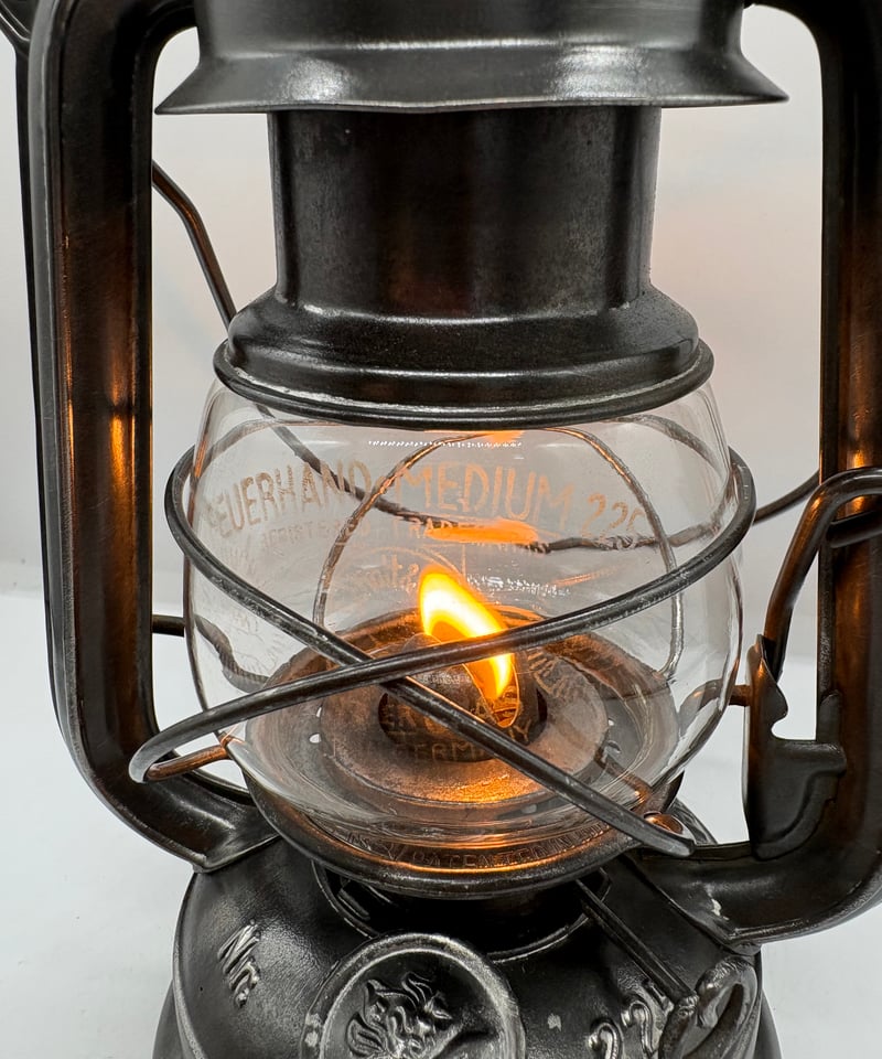 ライト・ランタン WW2 FEUERHAND 225 MEDIUM Feuerhand Nr. 225 Medium