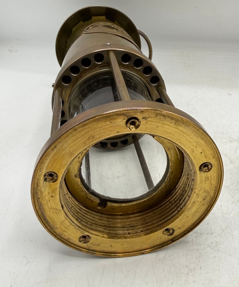 007 E. Thomas & Williams カンブリアンランタン ブラスシールド |