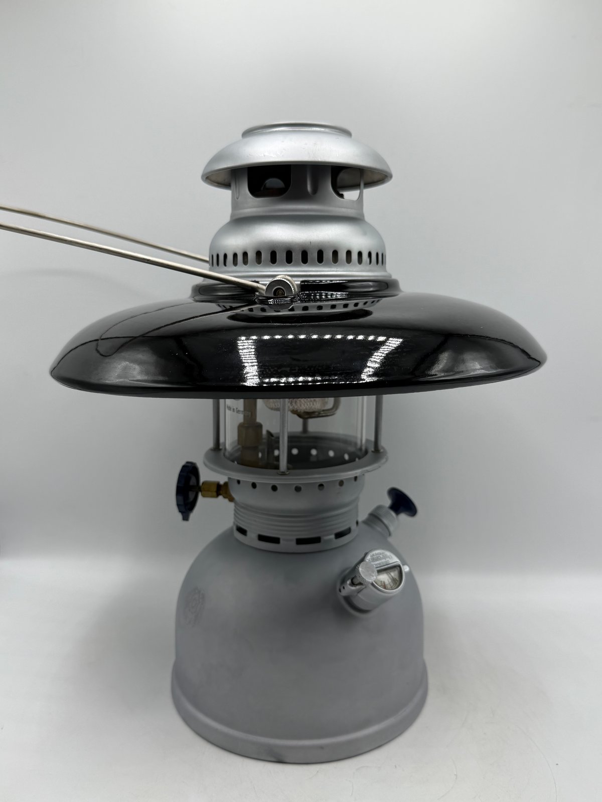 002『NEW OLD STOCK！』スイス軍用 ミリタリーランタン PETROMAX HK