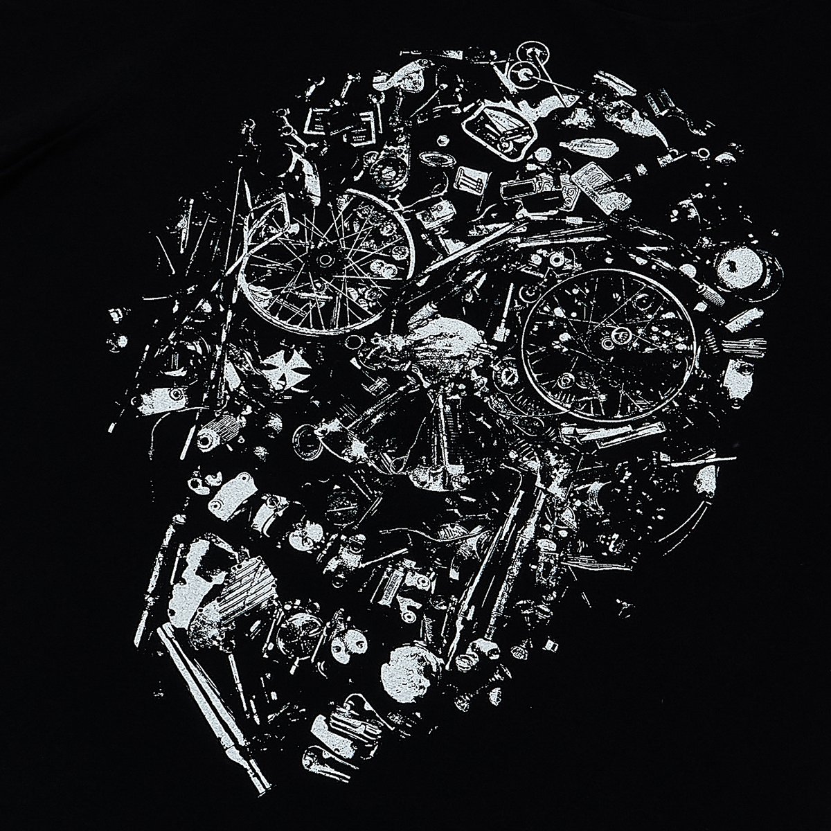 額縁 tatoo studio yamada IRON SKULL POSTER TATTOO STUDIO YAMADA IRON SKULL POSTER - メルカリ