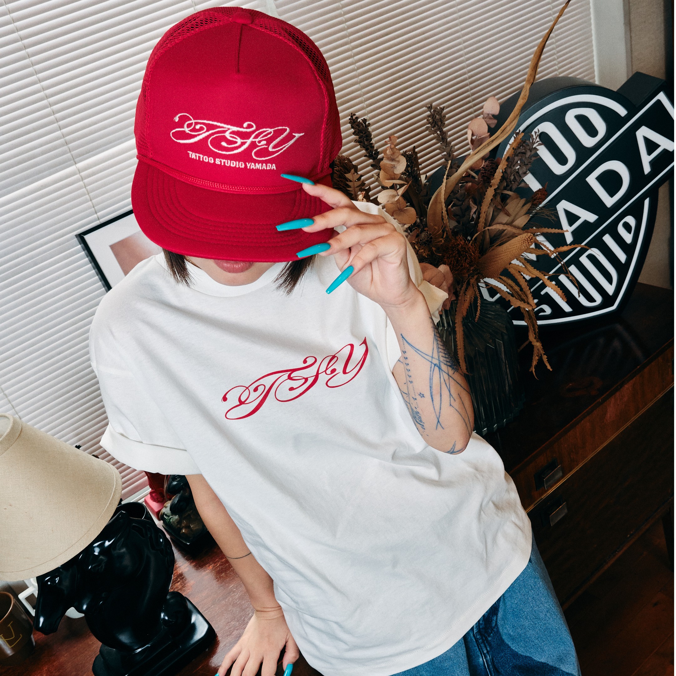 CALLIGRAPHY LOGO MESH CAP【BLACK TAG】// RED | ta