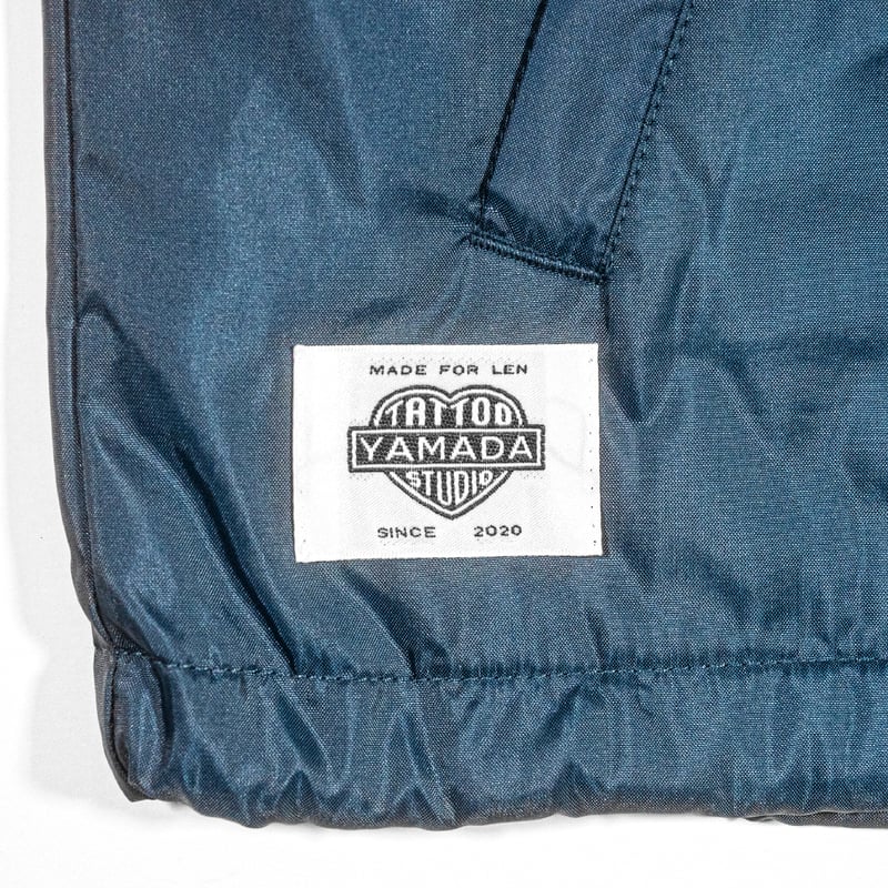 NYLON COACH JACKET【WARNING】// NAVY | tattoostud