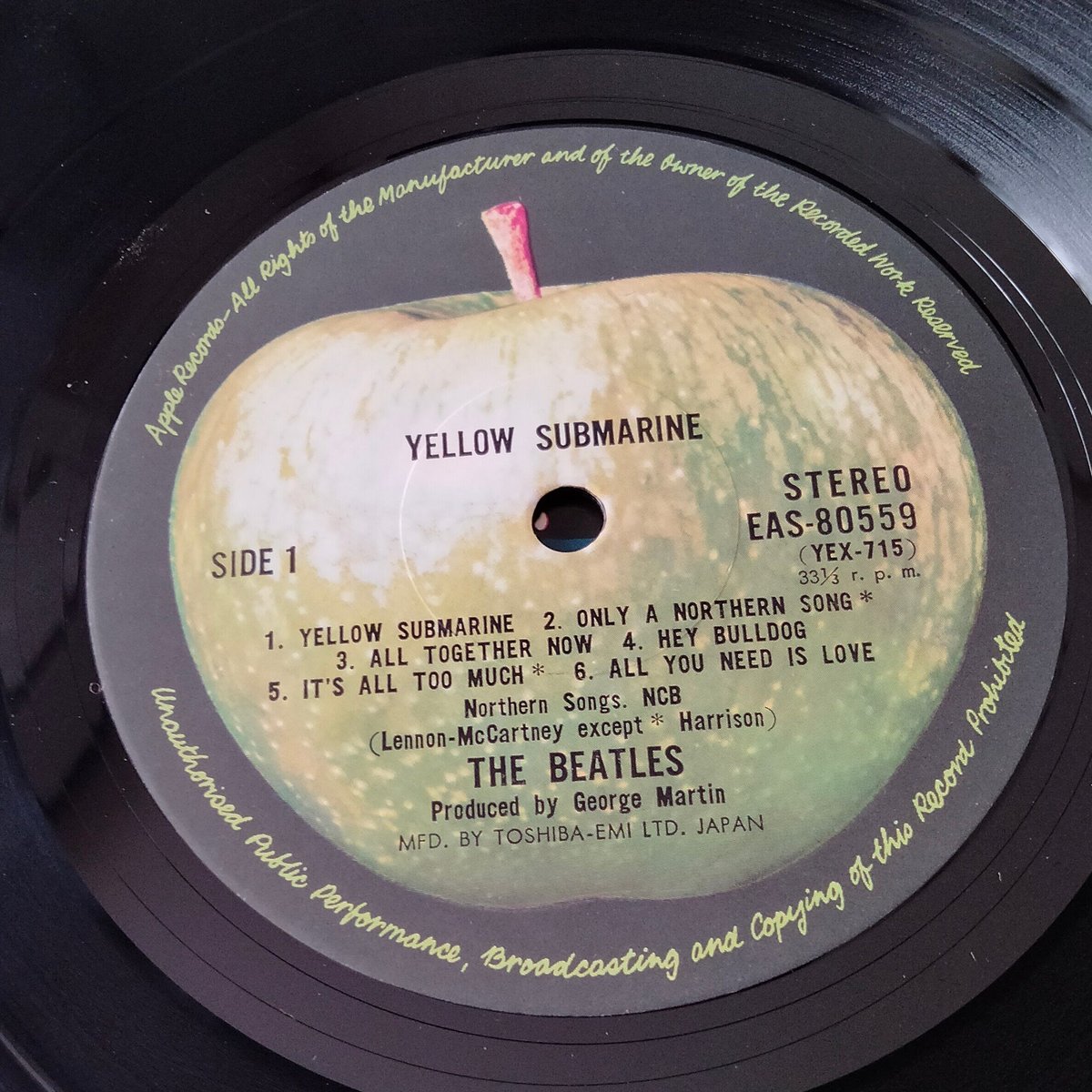 The Beatles / Yellow Submarine | grunge house r