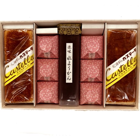 夏物語（歌子）大　　水ようかんと栗きんとんのお菓子の入ったセット