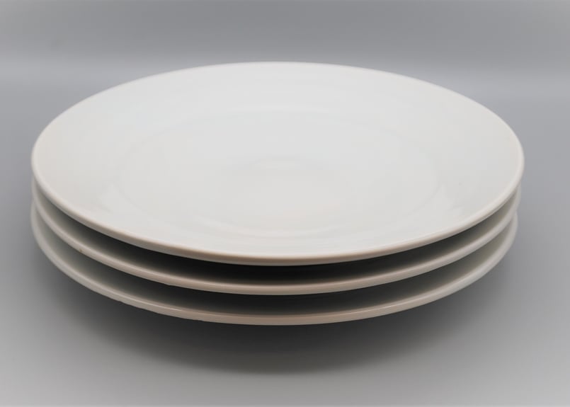 五十嵐元次　白い陶器製四角皿4枚セット 後払い手数料無料】 五十嵐元次 白い陶器製四角皿4枚セット