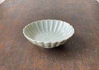 青磁 菊輪花 五寸鉢＿柳川謙治