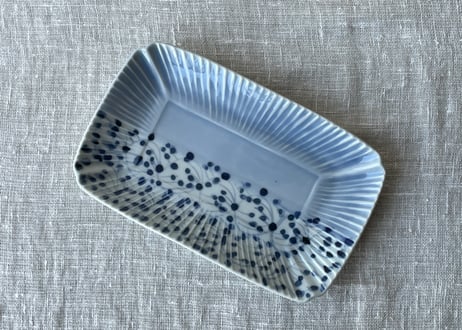 湖水釉 掛分縁シノギ長方皿＿稲村真耶