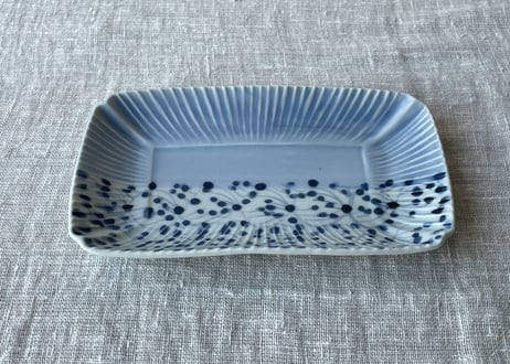 湖水釉 掛分縁シノギ長方皿＿稲村真耶