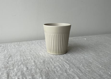 黄月光釉 シノギカップ＿稲村真耶