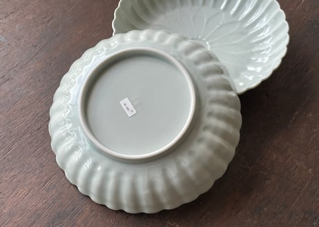 青磁 菊輪花 七寸鉢＿柳川謙治
