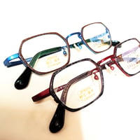 鯖江の職人魂が宿る。オナガメガネ「SB6516」で彩る、大人の上質な日常。