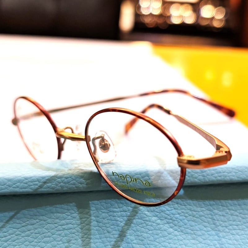 鯖江/小さいメガネ/剥げない七宝柄/上品な大人メガネ/napina/純チタン