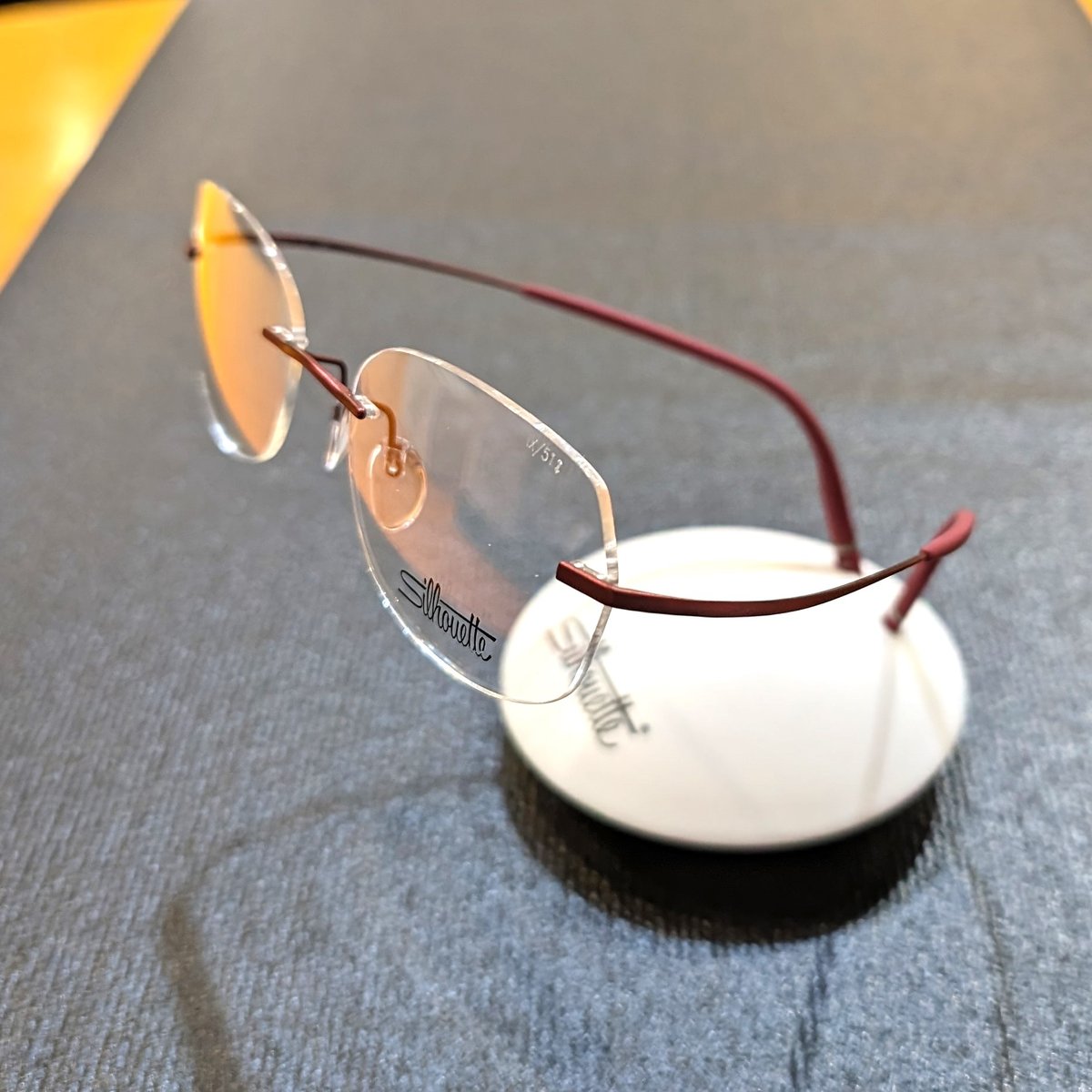 Silhouette シルエット サングラス リムレス チタン ティアドロップ型 Silhouette シルエット サングラス リムレス チタン ティア