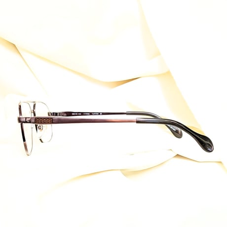 大きめ男前ツーブリッジ「Frontosa（フロントーサ）/鯖江製のカッコよくて頑健なブラウンフレーム