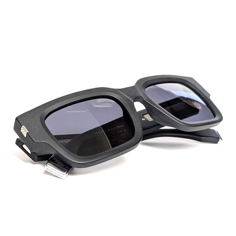 【POLICE】 サングラス ブラックレンズ ケース付き 再入荷!「ポリス」POLICE 男前のイケてる新作サングラスにマットも登場