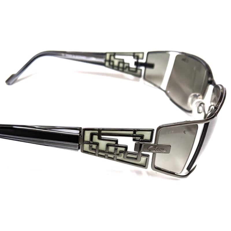 CAZAL(カザール)サングラス9032-003/展示在庫処分/送料無料 CAZAL(カザール)サングラス9032-003/展示在庫処分/送料無料