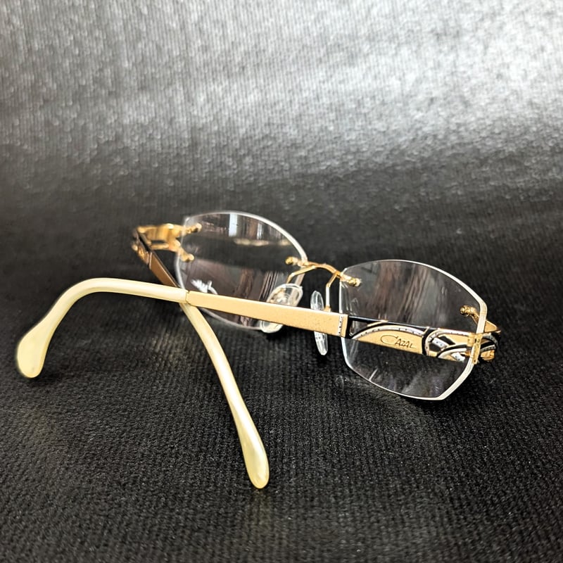 ＣＡＺＡＬ２４５[カザール]ヴィンテージサングラス ☆未使用☆ CAZAL カザール ヴィンテージサングラス 337 705 - メルカリ