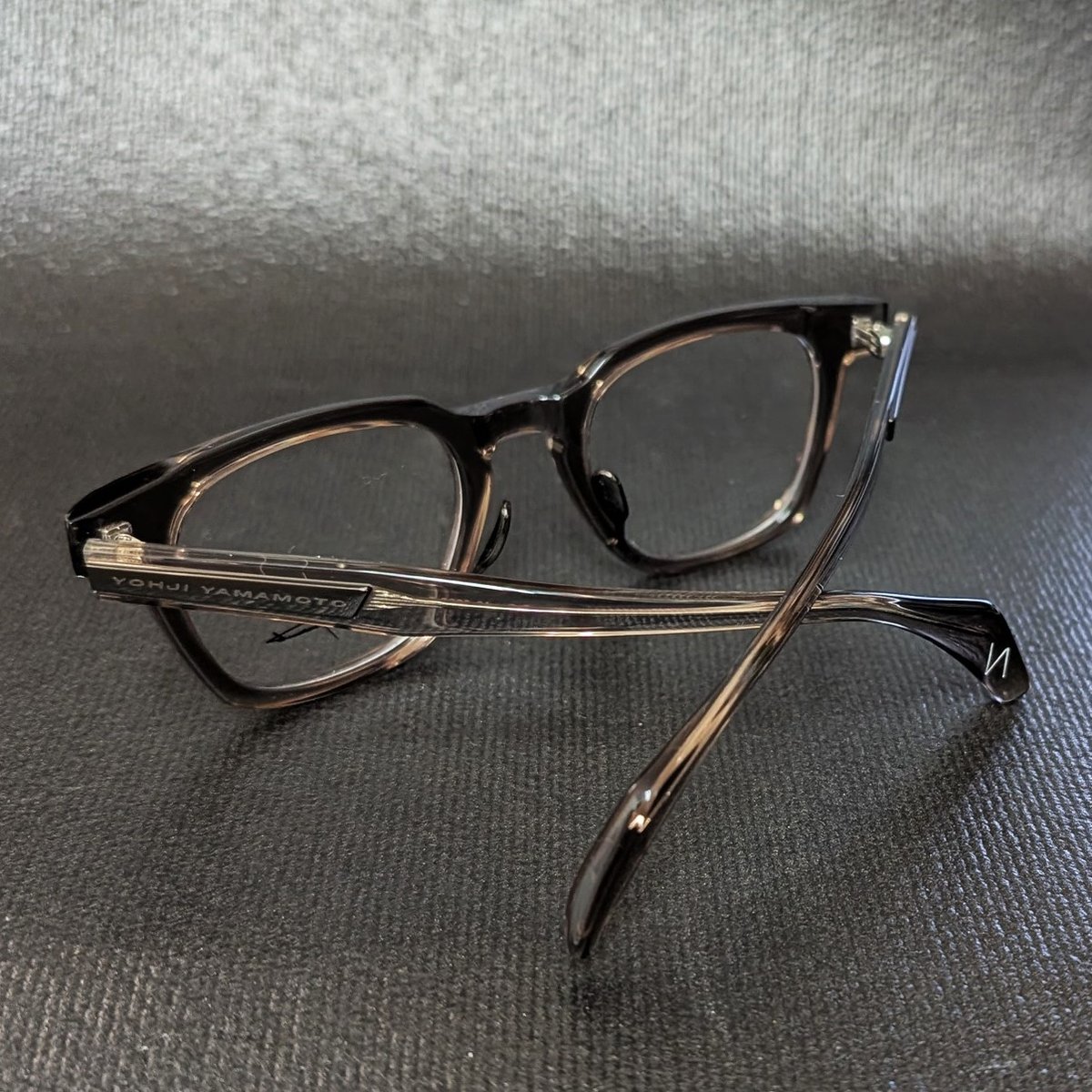 Yohji Yamamoto(ヨウジヤマモト) 個性際立つ メガネ セルフレーム 度付