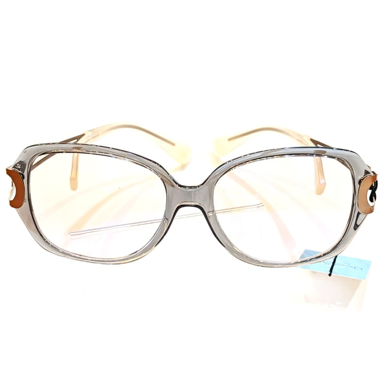 鼻に跡がつかないお洒落なサングラス「ちょこサン」 特別価格でご提供