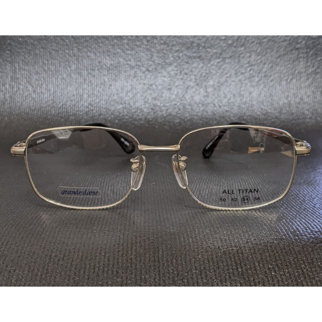 grande dame　グランダム　遠近両用　T I T AN　老舗ヴィンテージ grande dame グランダム 遠近両用 T I T AN 老舗ヴィンテージ