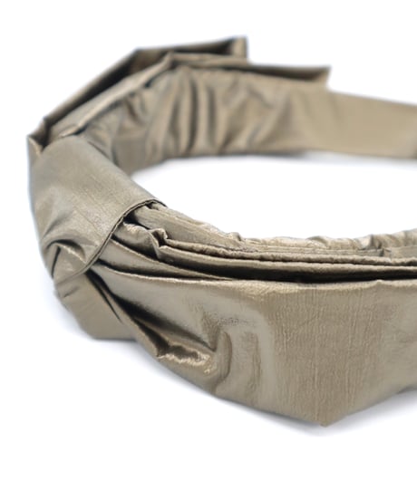 Thin ribbon headband