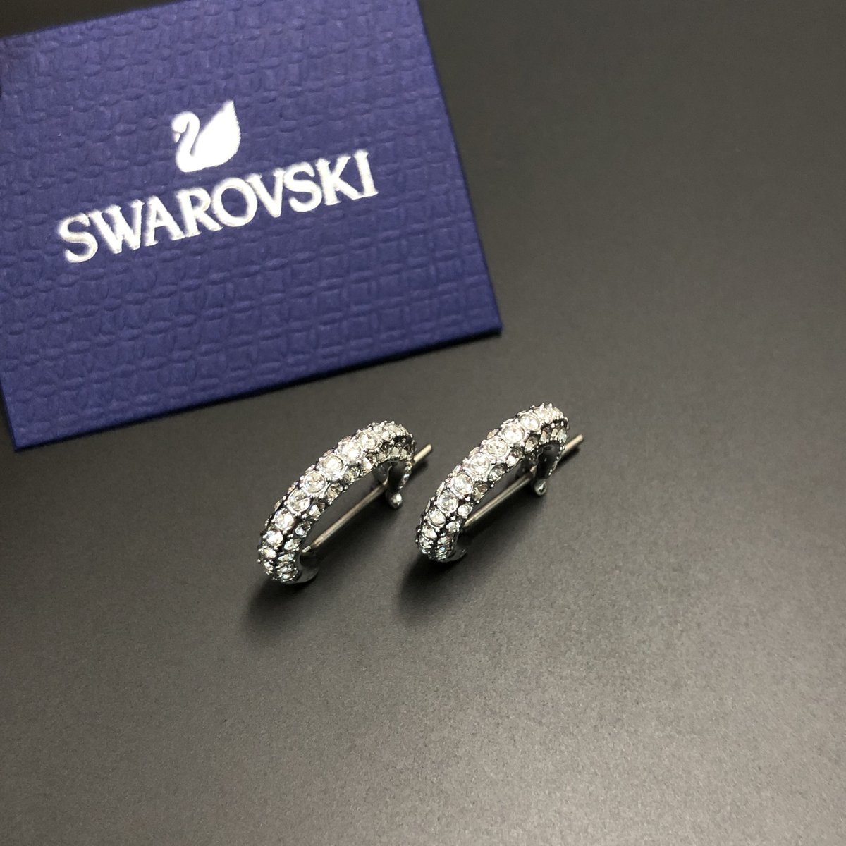送料がお得】SWAROVSKI スワロフスキー Stone ミニ フープピアス