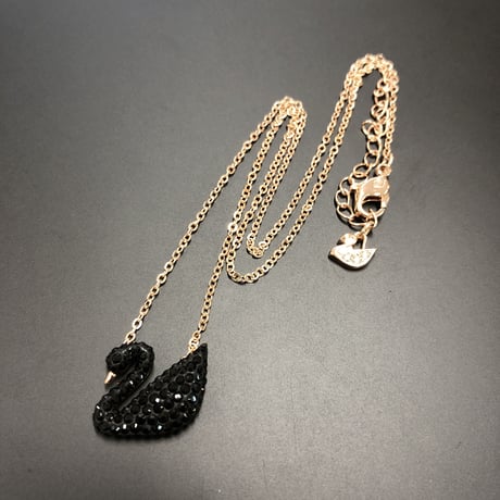 【送料がお得】 SWAROVSKI スワロフスキー Iconic Swan ネックレス 大 5204133【完売】