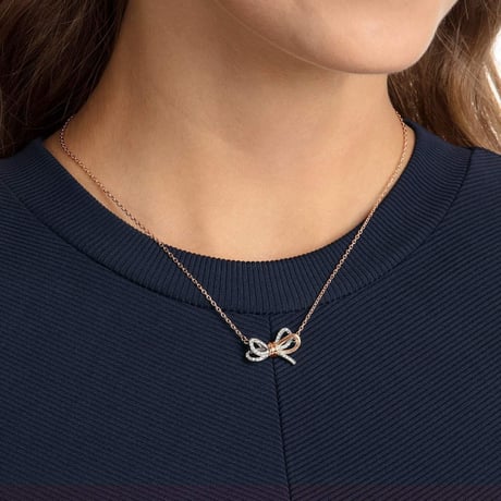 【送料がお得】 SWAROVSKI スワロフスキー Lifelong Bow ネックレス 5440636【完売】