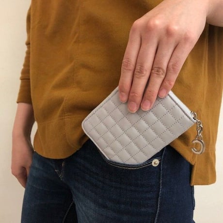 CELINE セリーヌ 10B663BFL 財布 ウォレット Cチャーム ミニ財布 コインケース カードケース【完売】
