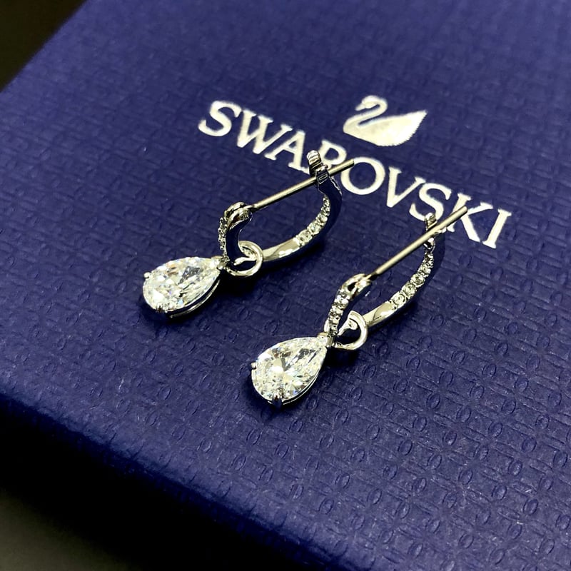 送料がお得】SWAROVSKI スワロフスキー Attract 2WAY フープピアス