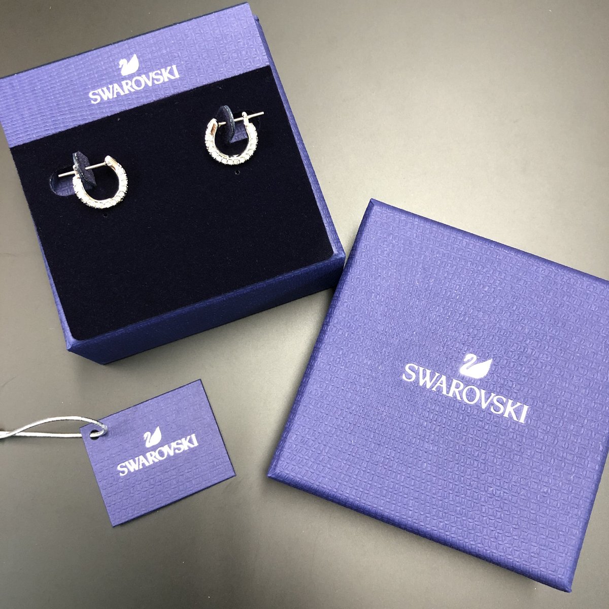 送料がお得】SWAROVSKI スワロフスキー Stone ミニ フープピアス 544600