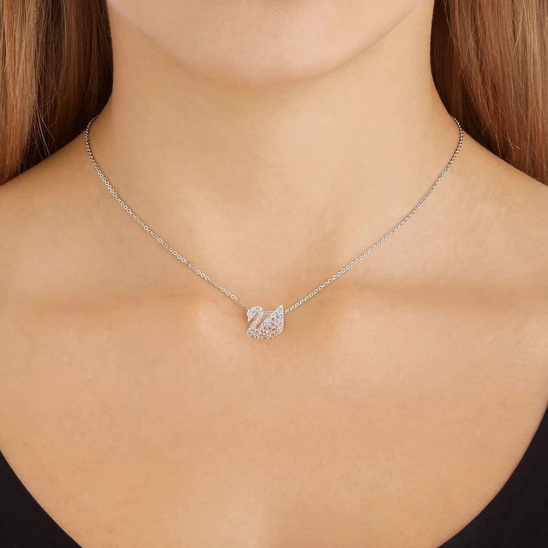 SWAROVSKI スワロフスキー Iconic Swan ネックレス 小 52150038 SWAROVSKI スワロフスキー Iconic Swan ネックレス 小 52150038