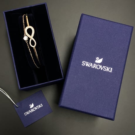 【送料がお得】SWAROVSKI スワロフスキー Infinity バングル 5518871【完売】