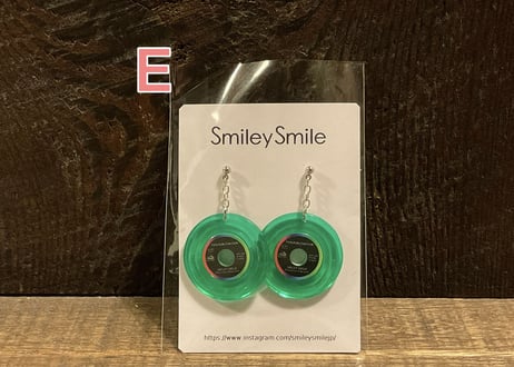 溝ありレコード ピアス